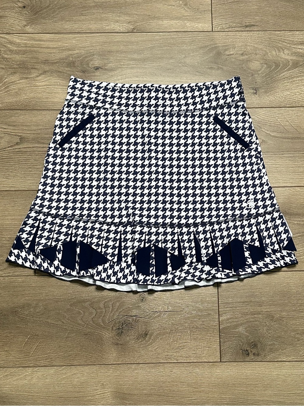 NWOT Sofibella 18" High Rise Fringe Golf Skirt Skort Navy Blue White Large